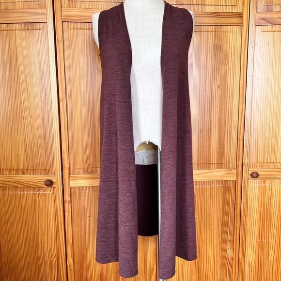 LuLaRoe XS Sleeveless Long Lightweight Cardigan Red Neutral Lagenlook Layering - Picture 3 of 7